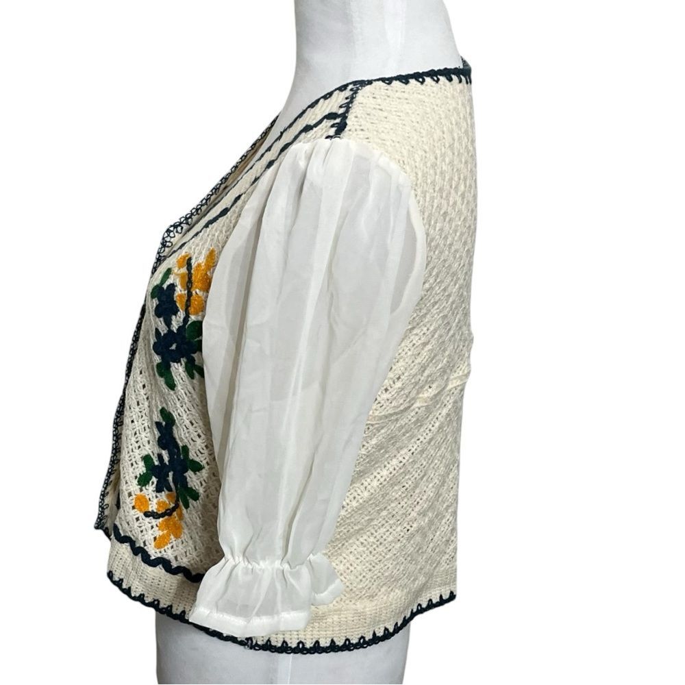 Knit Crochet Button Blouse Women’s XS White Puff Sleeve Embroidered Cottagecore - Picture 4 of 10